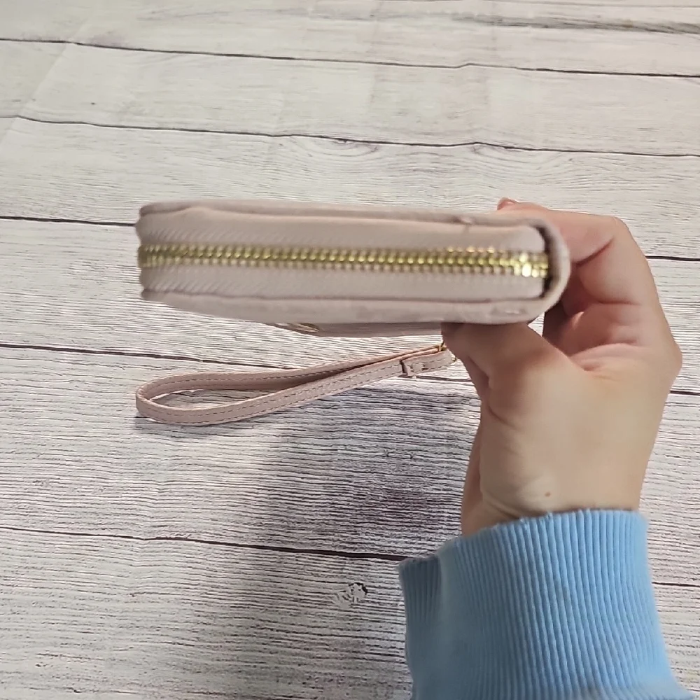 Steve Madden Dusty Pink Wallet Wristlet Textured Leather - Picture 8 of 15